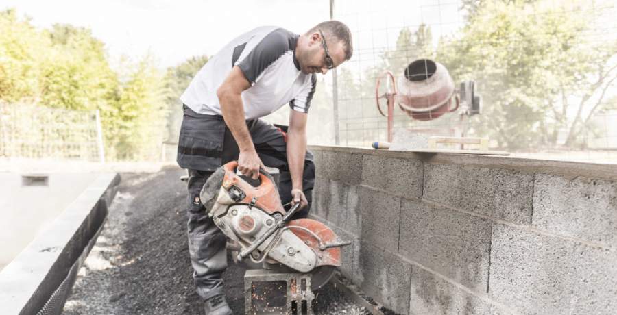 JE SUIS MAÇON, QUELS CONSEILS POUR BIEN M'ÉQUIPER ?